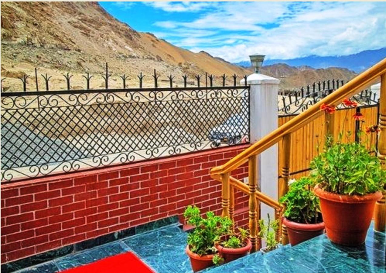 Himalayan Residency Ladakh Hotel Leh Exterior photo